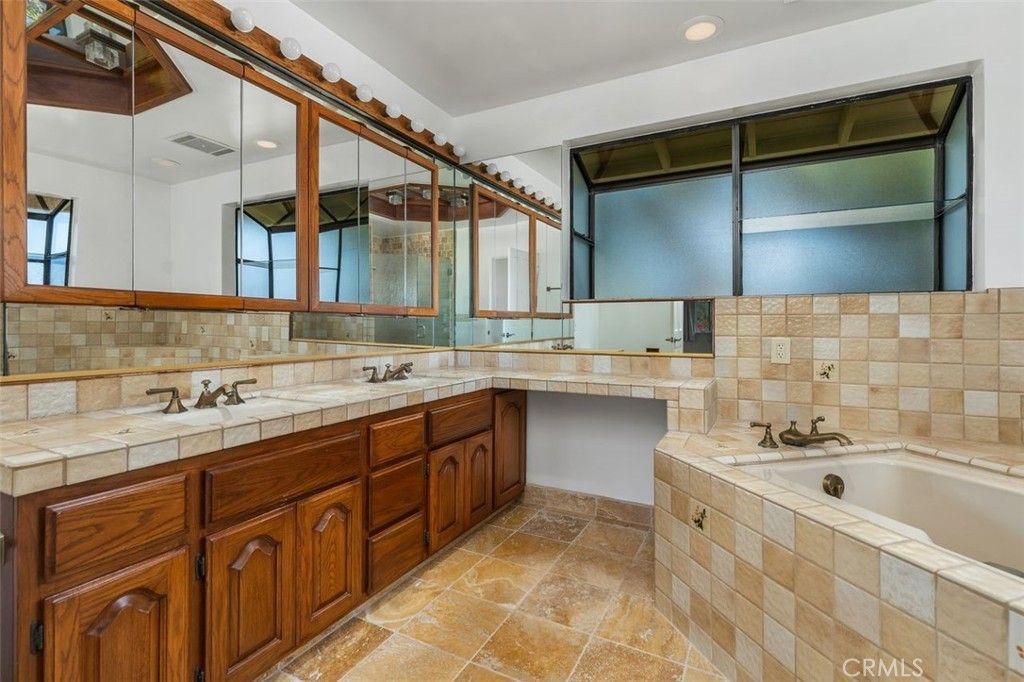 Bathroom, Dual Sink Vanities, Interior, Recessed Lighting, Tile Countertops