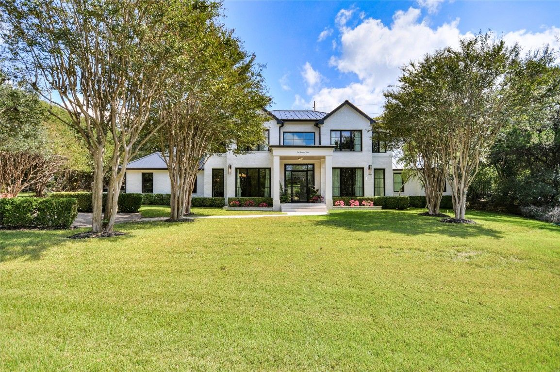 Backyard, Exterior, Facade, Georgian