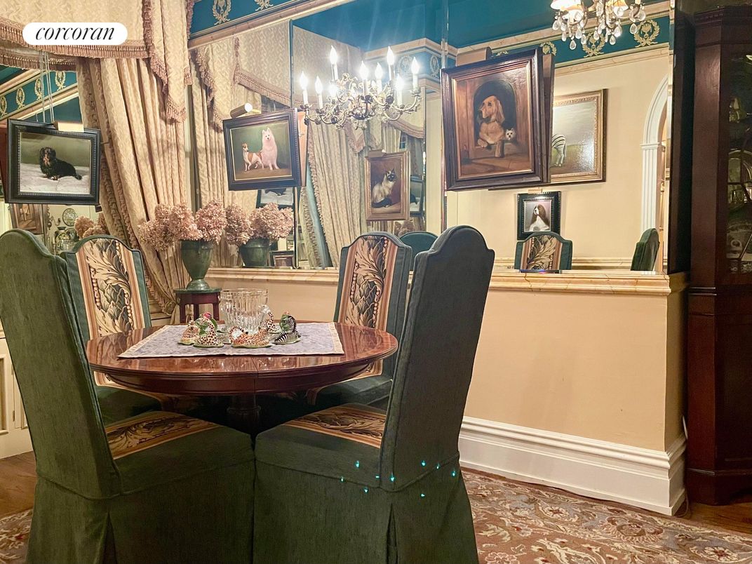 Chandelier, Dining room, Interior