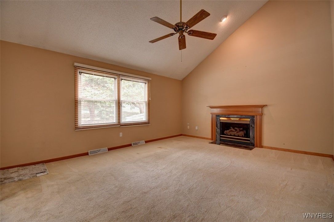 Empty room, Fireplace, Interior