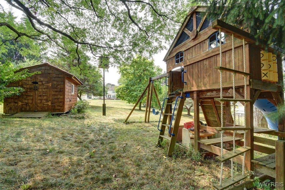 Backyard, Exterior, Playground