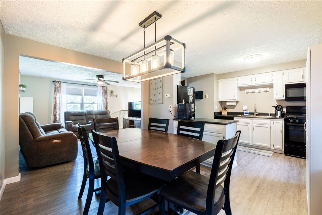 Dining room, Interior, Kitchen, Living room, Pendant Lights, Wood Texture Flooring
