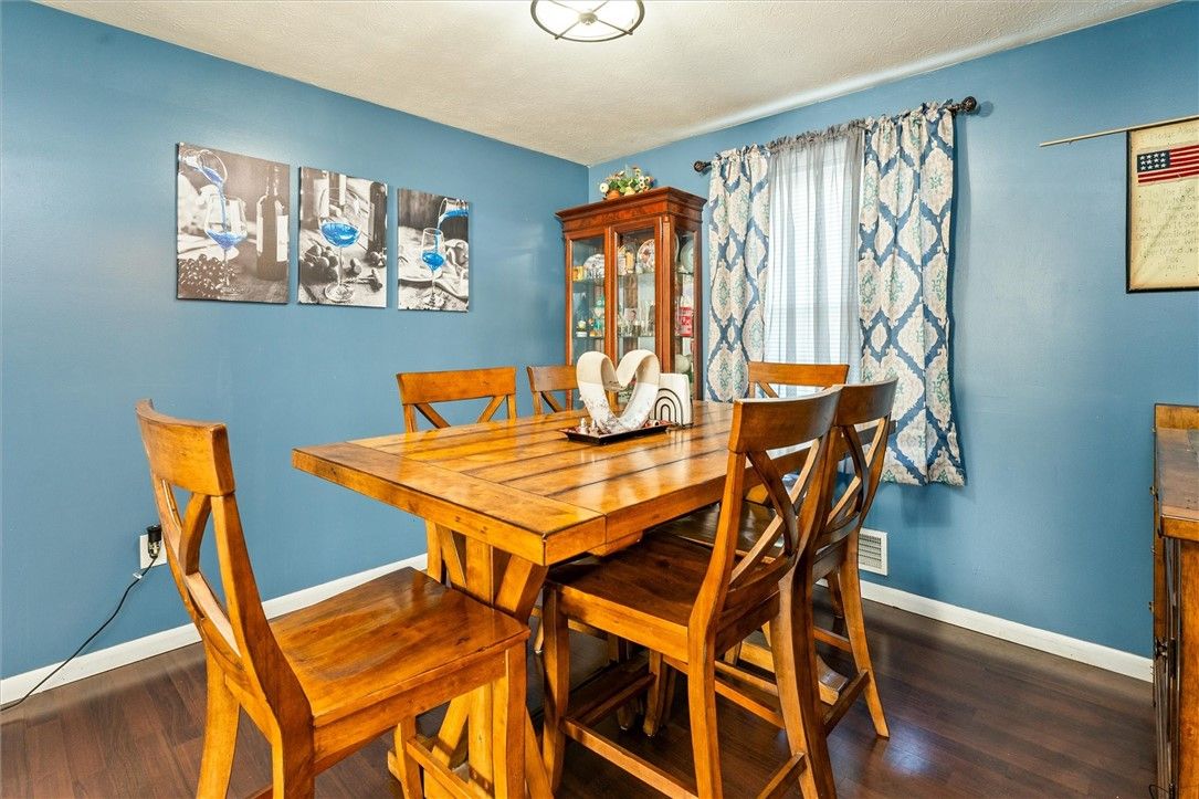 Dining room, Interior, Wood Texture Flooring