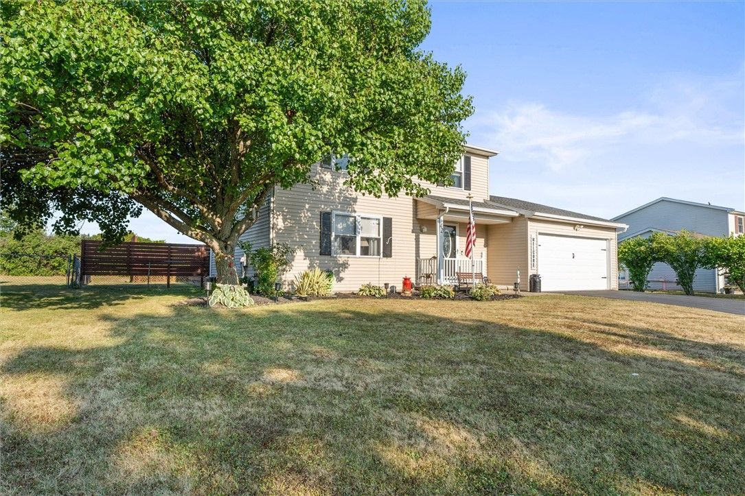 Attached, Backyard, Exterior, Facade, Ranch