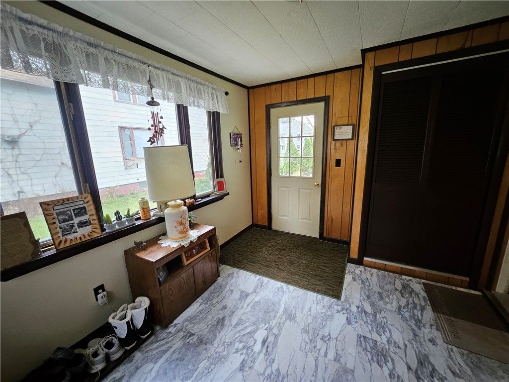 Interior, Marble, Wooden Walls