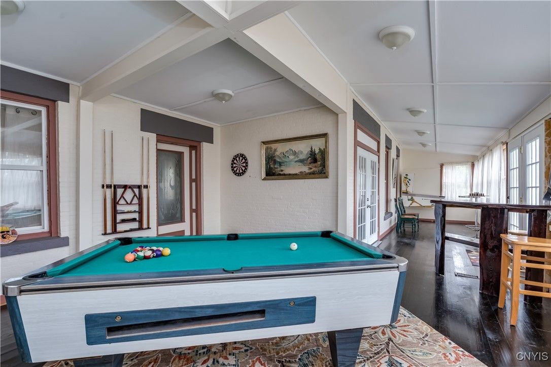 Billiard Table, Game Room, Interior, Wood Texture Flooring