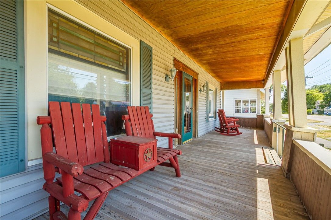 Exterior, Wood Texture Flooring