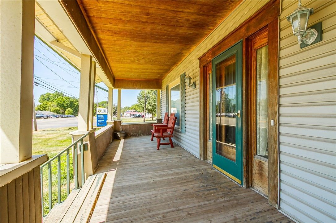 Exterior, Wood Texture Flooring