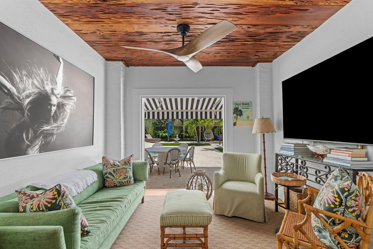 Dining room, Interior, Living room, Wooden Ceilings