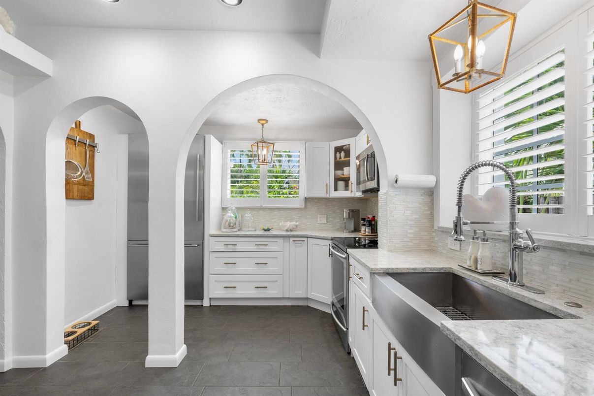 Interior, Kitchen, Pendant Lights, Recessed Lighting