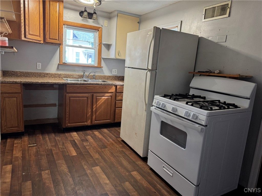 Interior, Kitchen, Wood Texture Flooring