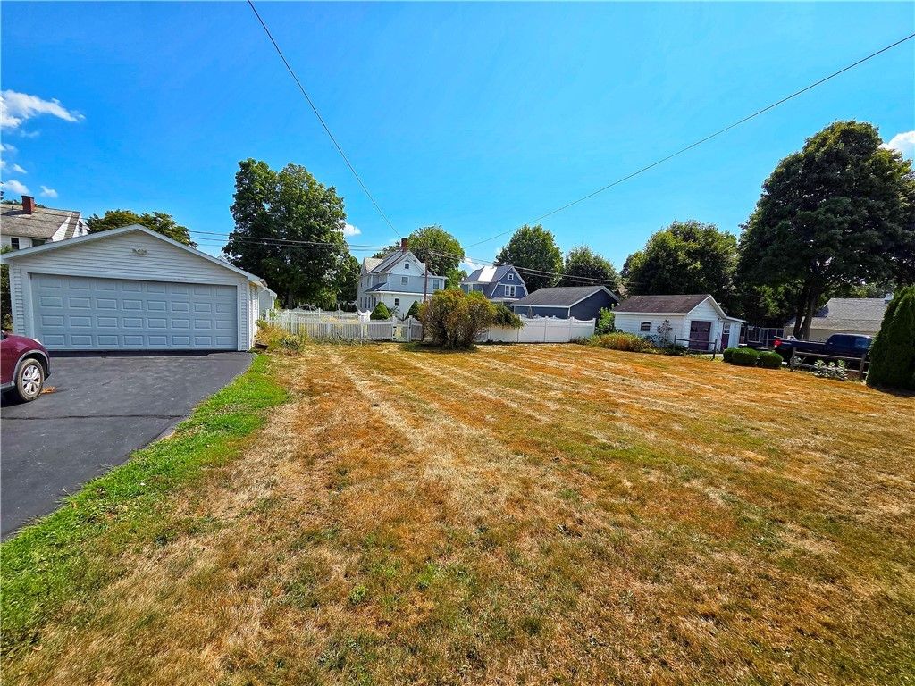 Backyard, Detached Garage, Exterior