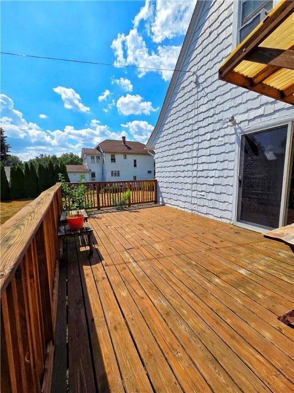 Exterior, Wood Texture Flooring