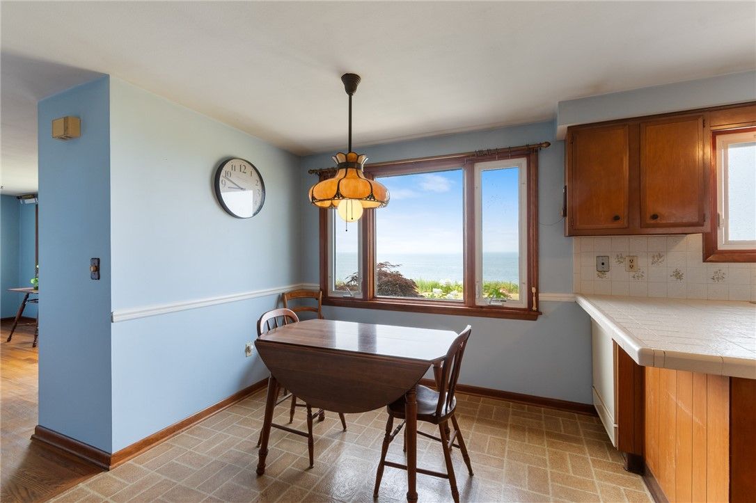 Dining room, Interior, Kitchen, Pendant Lights, Tile Countertops, Water