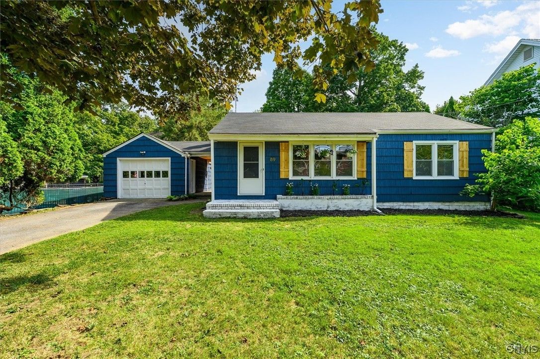 Backyard, Detached Garage, Exterior, Facade, Cape Cod