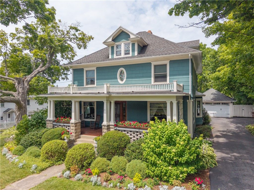 Detached Garage, Exterior, Facade, American Foursquare