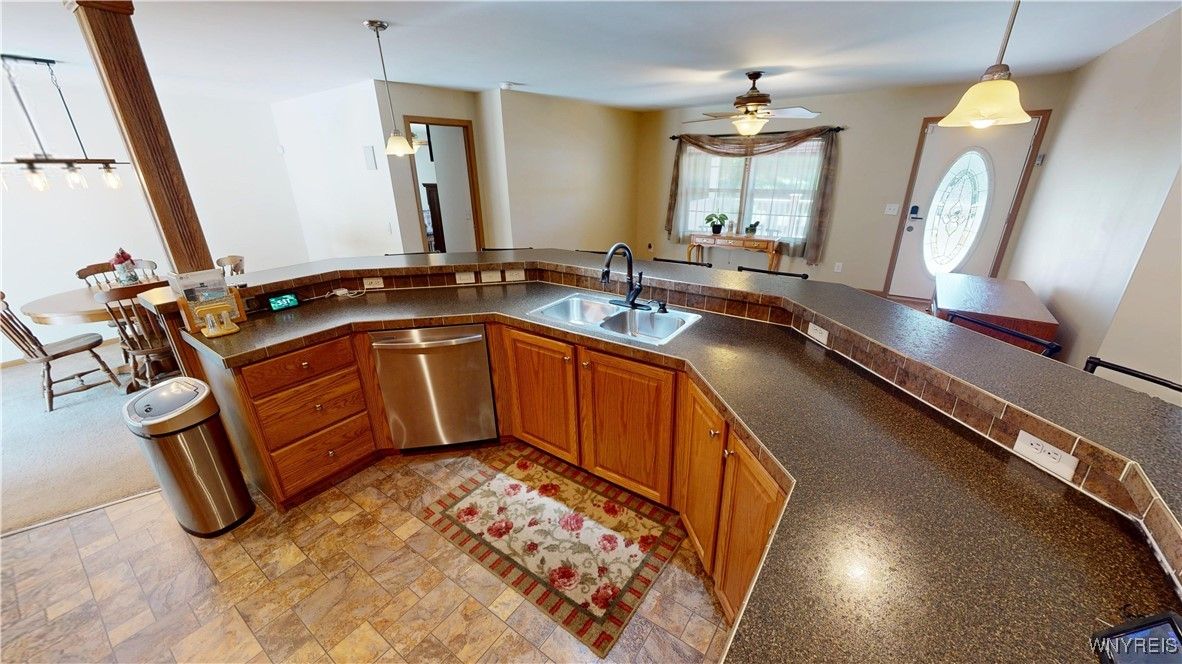 Interior, Kitchen, Pendant Lights, Stainless Steel Appliances