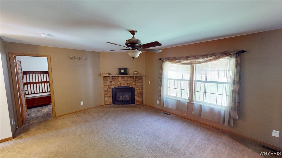 Empty room, Fireplace, Interior
