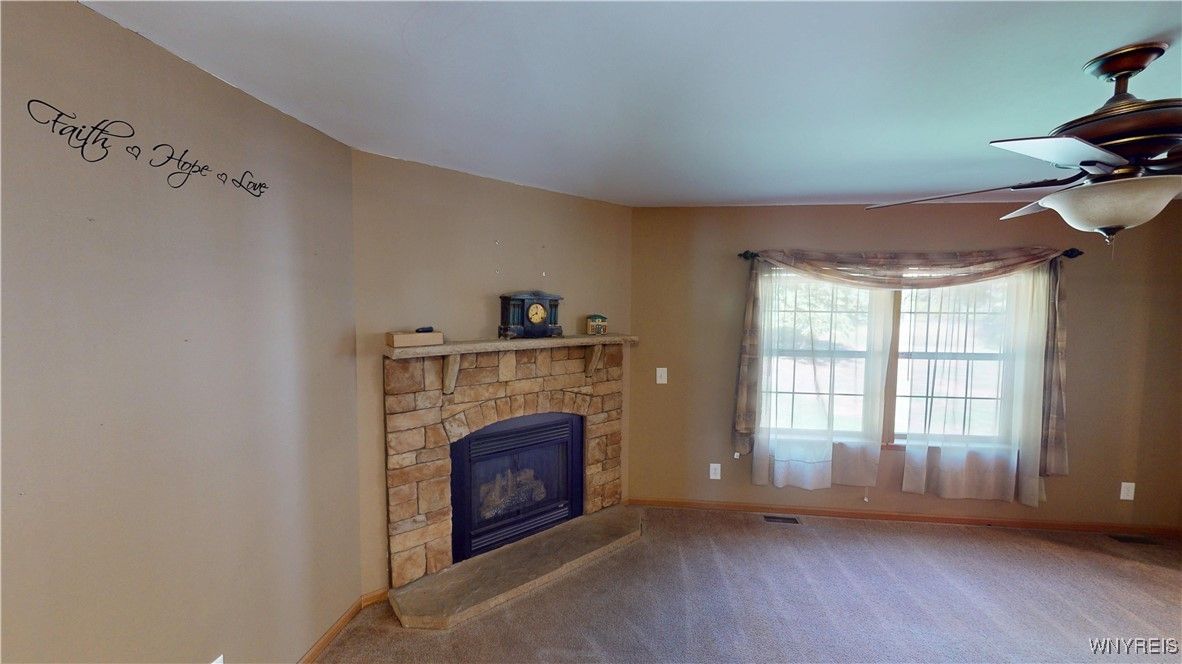 Empty room, Fireplace, Interior