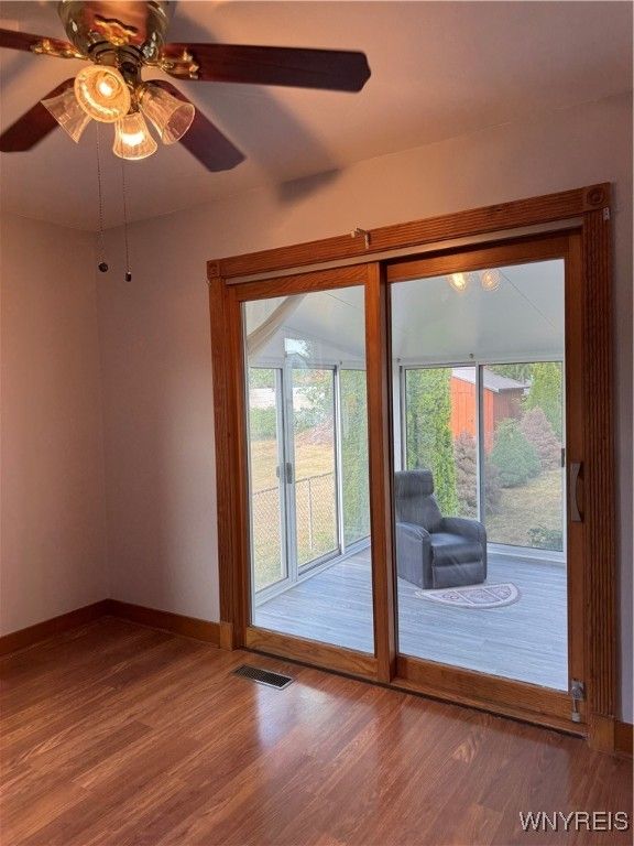 Empty room, Interior, Wood Texture Flooring