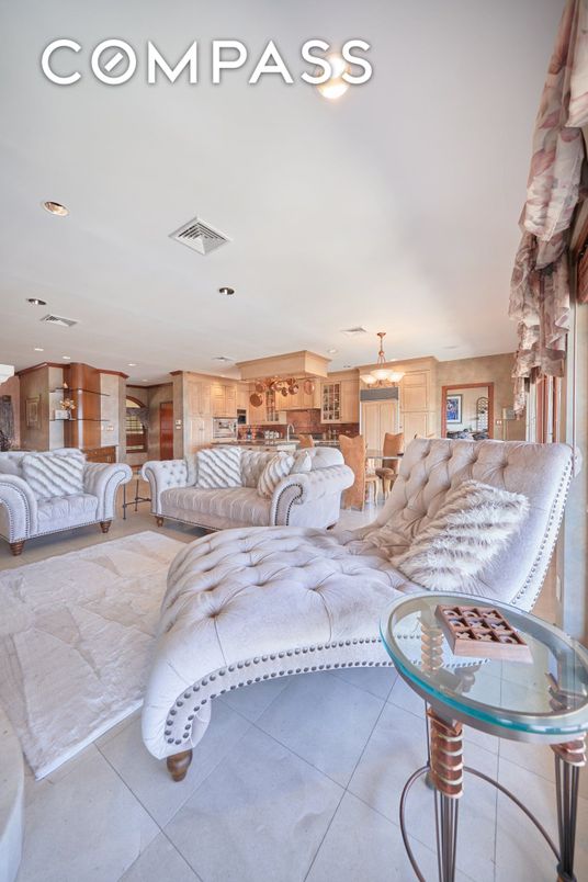 Interior, Kitchen, Living room, Recessed Lighting
