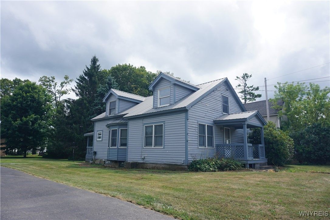 Exterior, Facade, Cape Cod