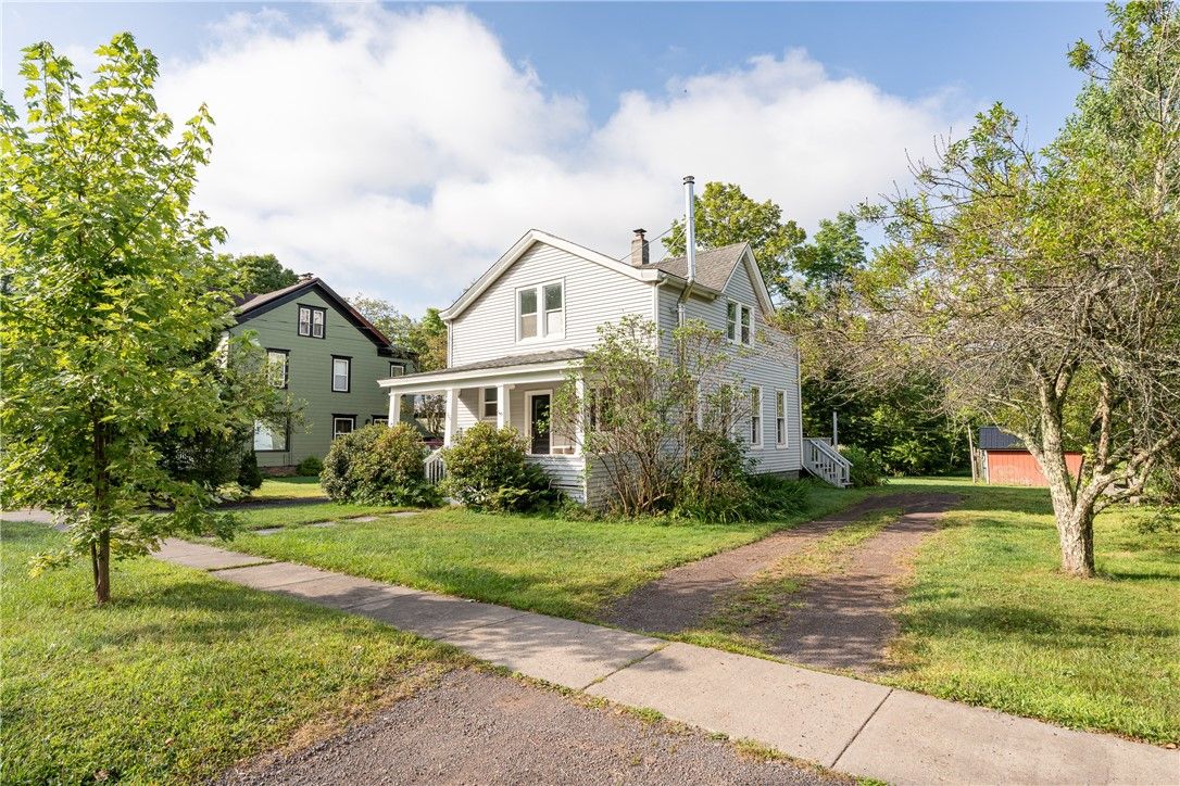 Backyard, Exterior, Facade, Farmhouse