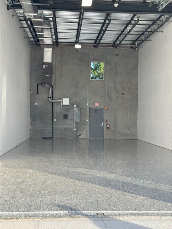 Garage, Interior