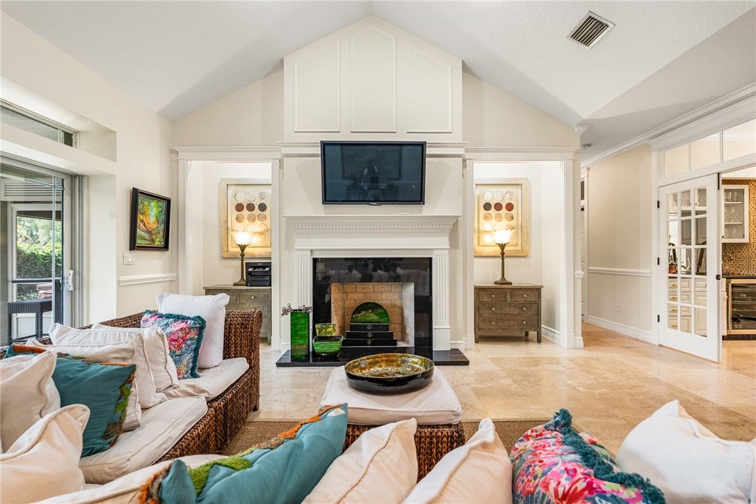 Fireplace, Interior, Living room