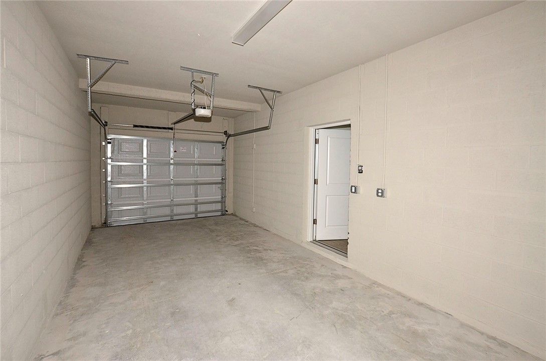 Garage, Interior