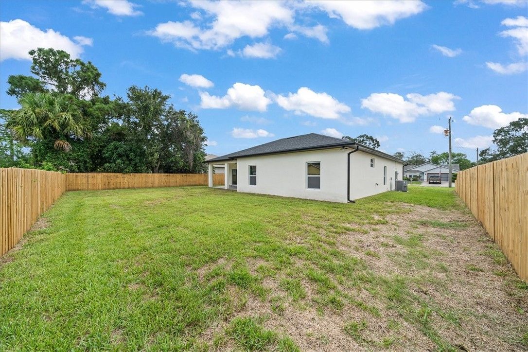 Backyard, Exterior
