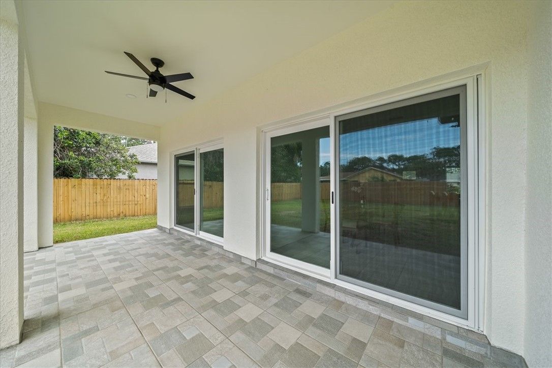Exterior, Sun Room
