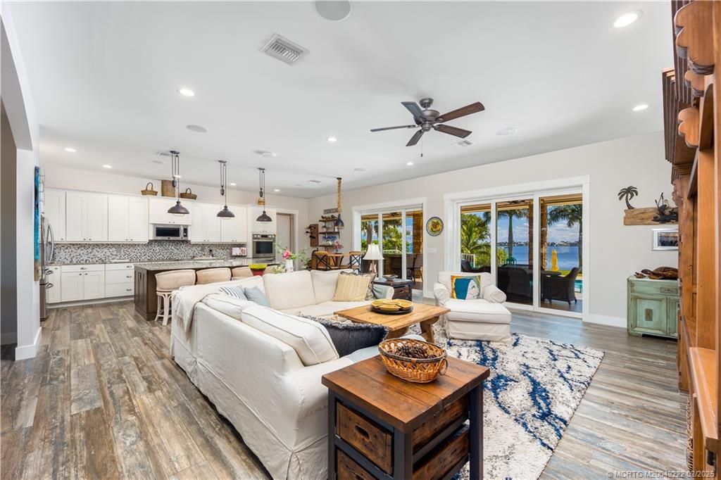 Interior, Kitchen, Living room, Pendant Lights, Recessed Lighting, Stainless Steel Appliances, Wood Texture Flooring