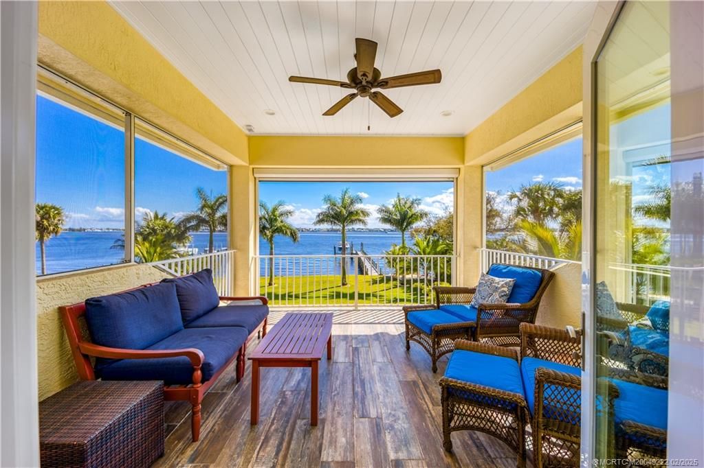 Interior, Sun Room, Water, Wood Texture Flooring