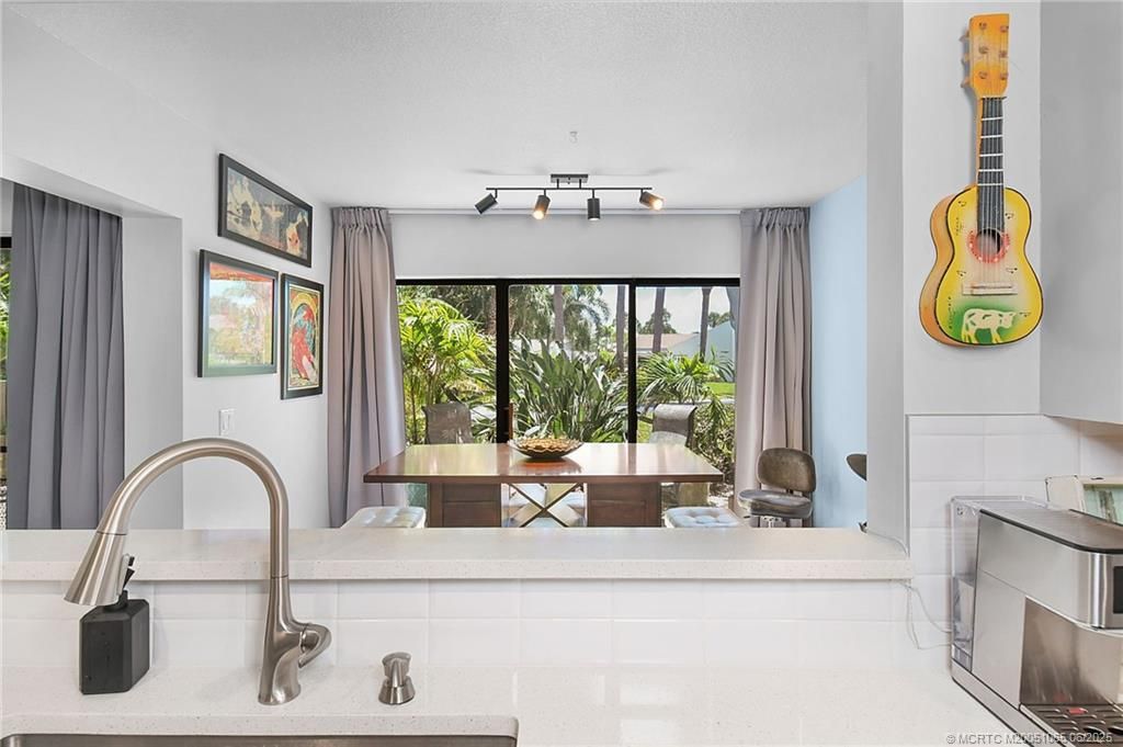 Dining room, Interior, Kitchen