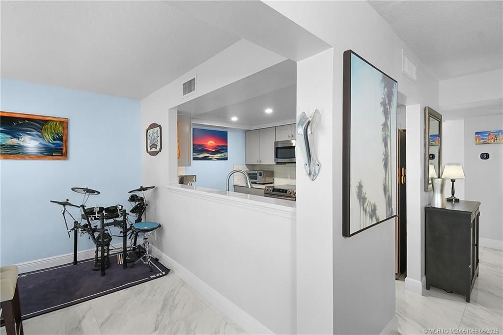 Interior, Kitchen, Marble, Recessed Lighting, Stainless Steel Appliances