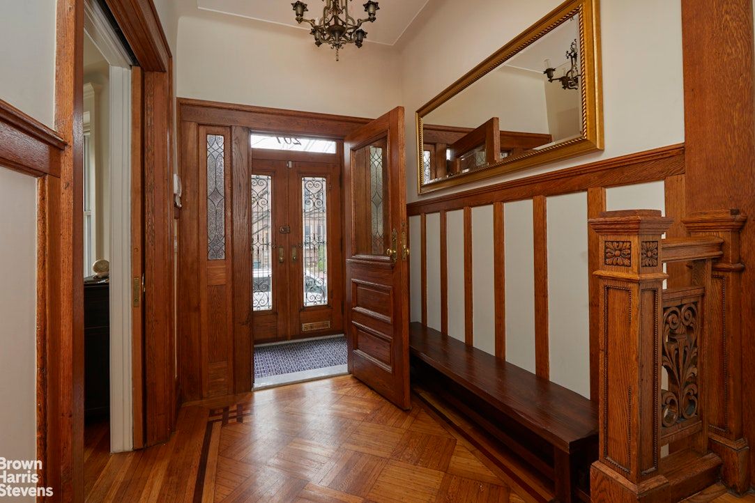 Chandelier, Interior, Wood Texture Flooring
