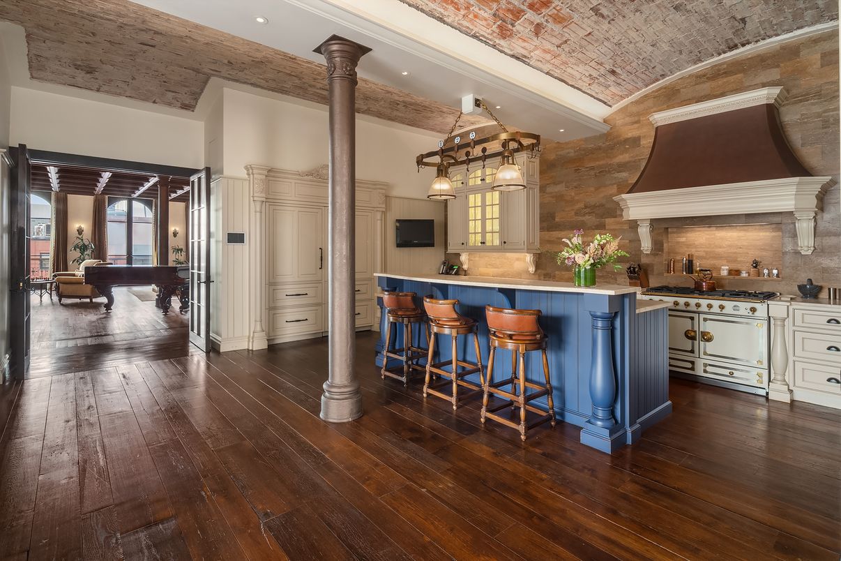 Interior, Kitchen, Pendant Lights, Recessed Lighting, Wood Texture Flooring