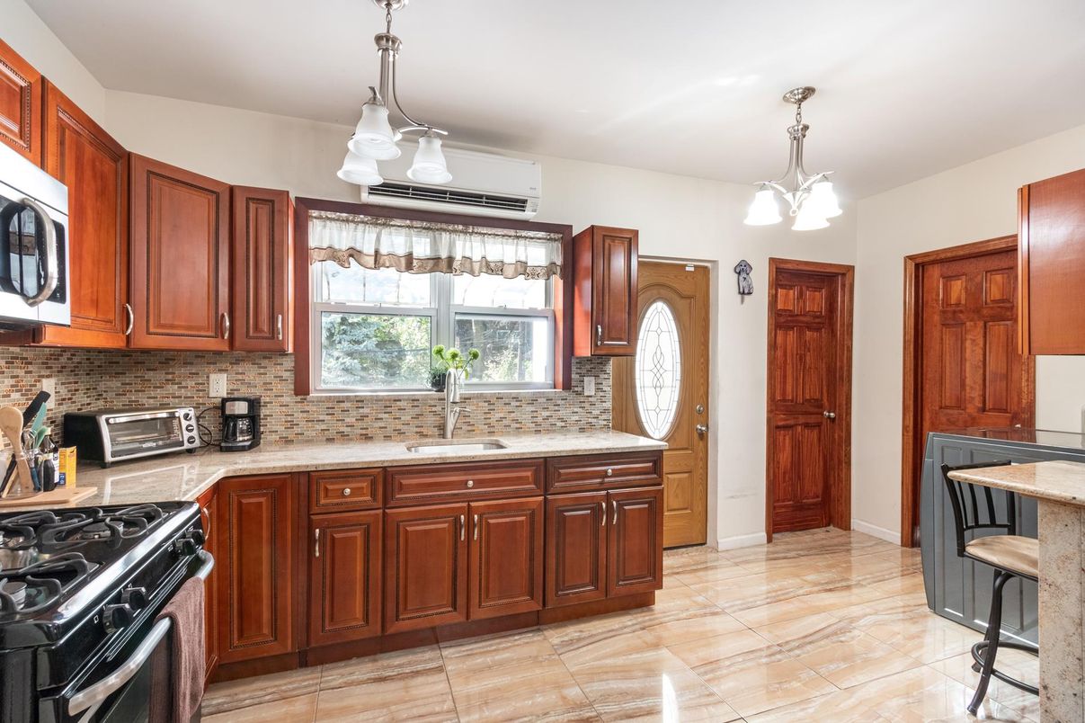 Interior, Kitchen, Pendant Lights