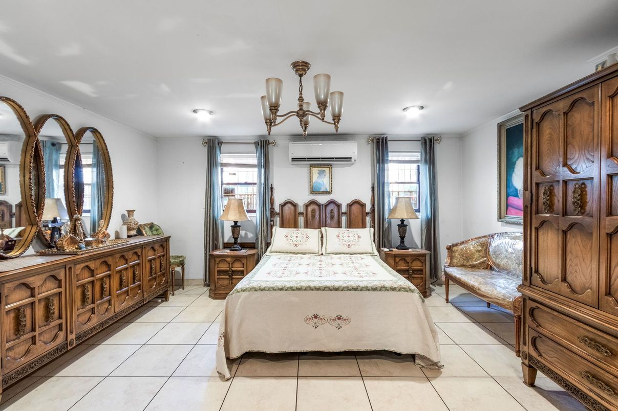 Bedroom, Chandelier, Interior