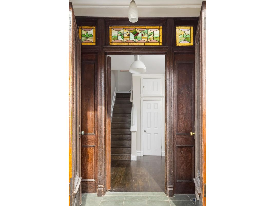 Interior, Pendant Lights, Wood Texture Flooring