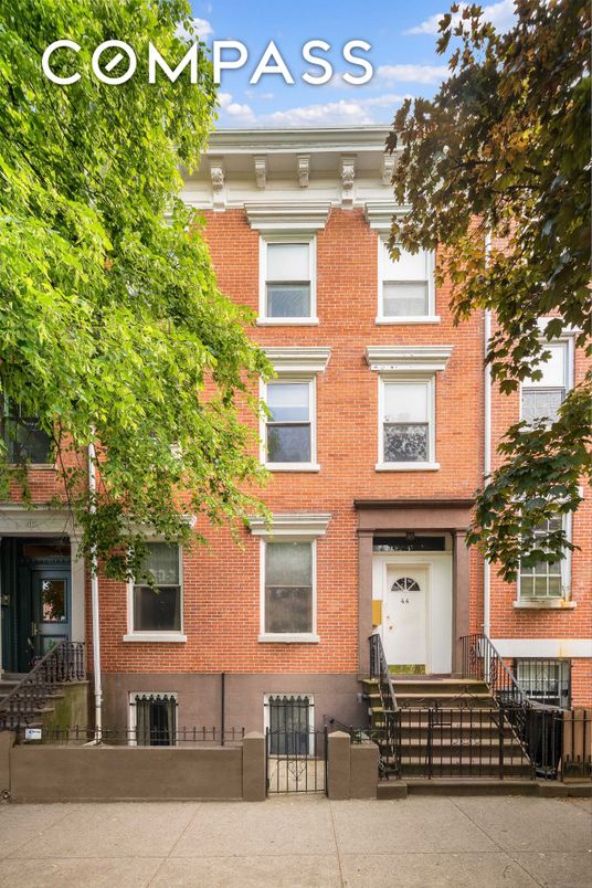Exterior, Facade, Brick Facade, Rowhouse