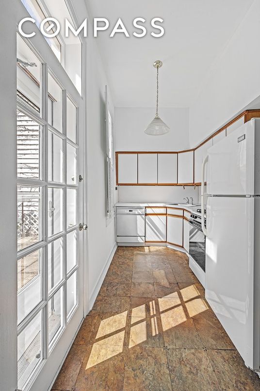 Interior, Kitchen, Pendant Lights