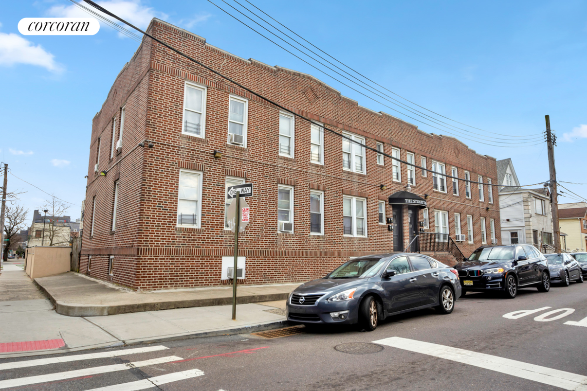 Exterior, Facade, Brick Facade, Condo Building