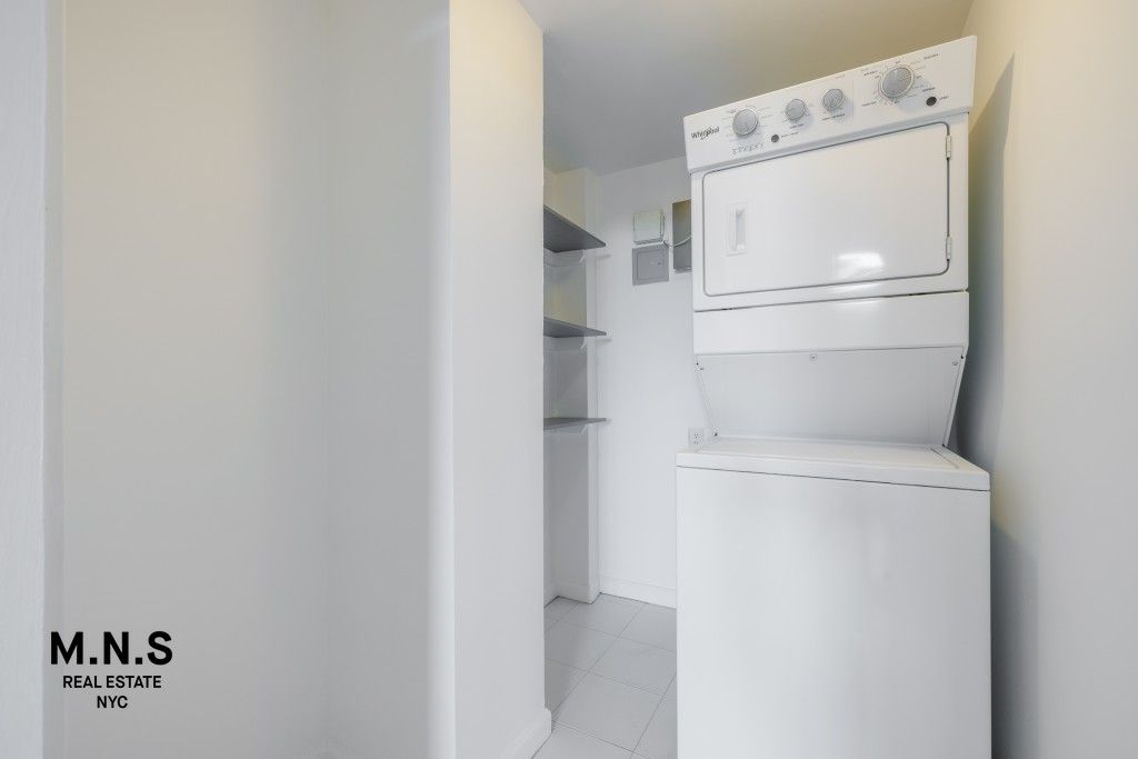 Interior, Utility Closets, Washer