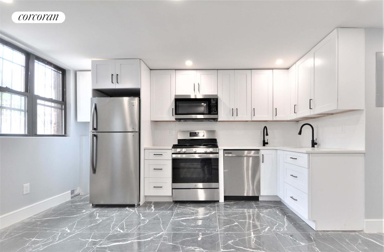 Interior, Kitchen, Marble, Recessed Lighting, Stainless Steel Appliances