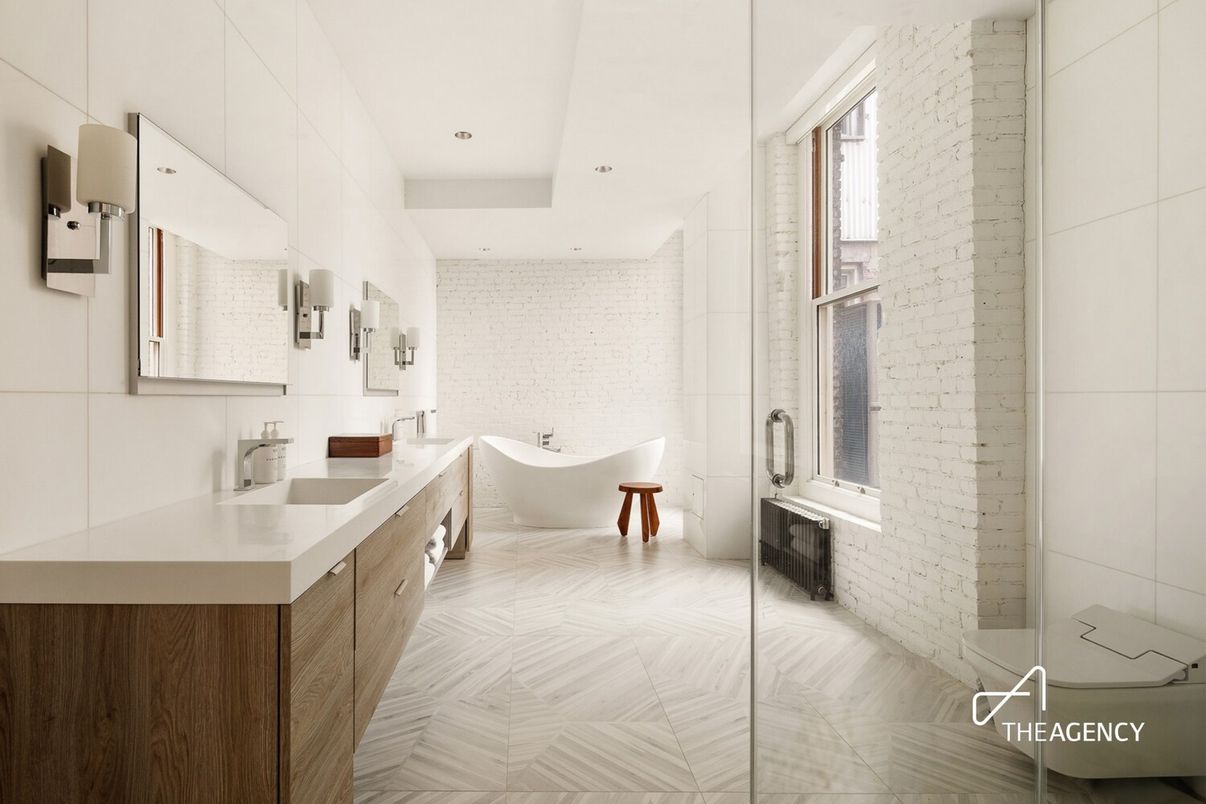 Bathroom, Dual Sink Vanities, Free Standing Baths, Glass Shower, Interior, Recessed Lighting