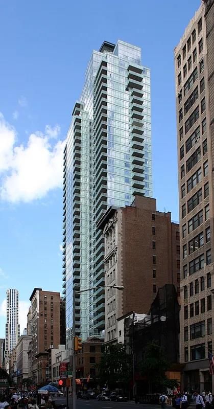 Exterior, Facade, Highrise