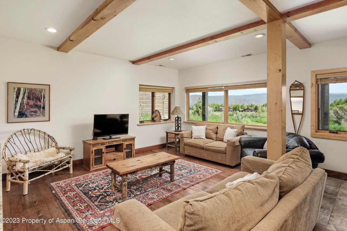 Interior, Living room, Recessed Lighting, Wooden Beams, Wood Texture Flooring