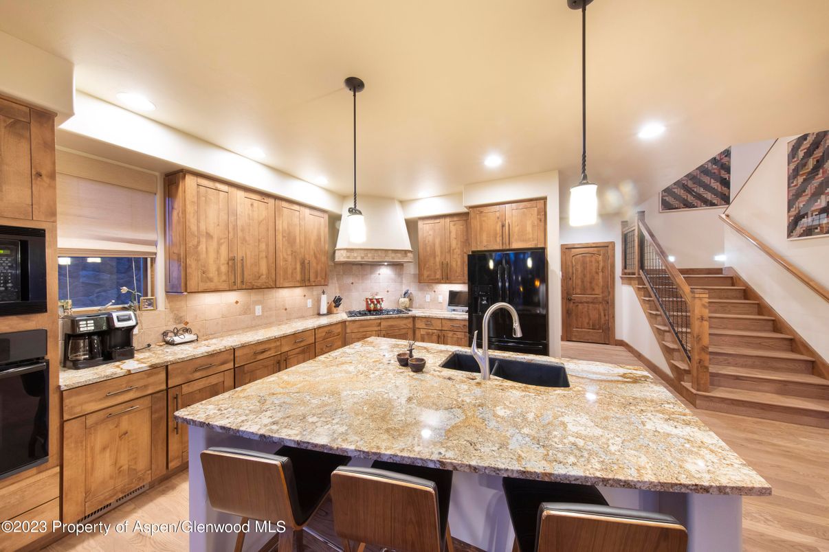 Interior, Kitchen, Pendant Lights, Recessed Lighting, Wood Texture Flooring